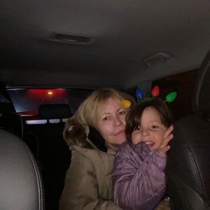 Meet your Posher, Clara